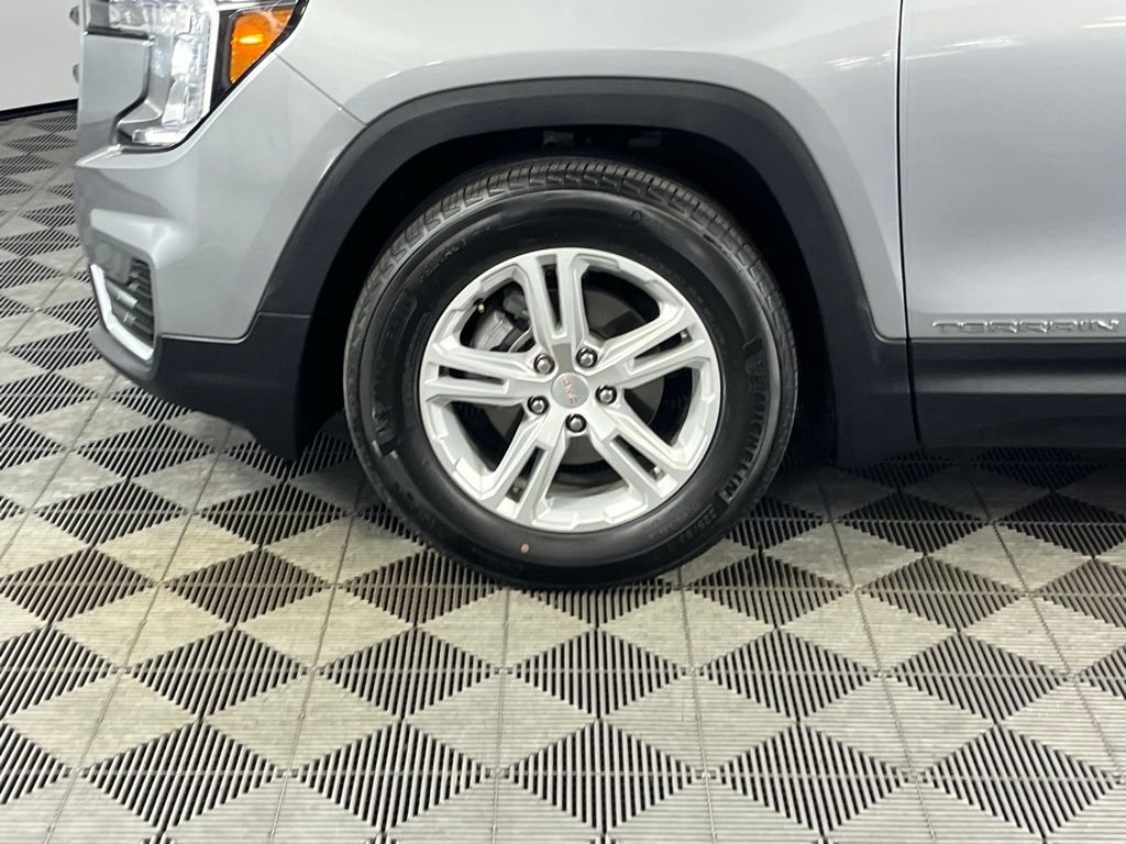 2024 GMC Terrain SLE - Photo 13