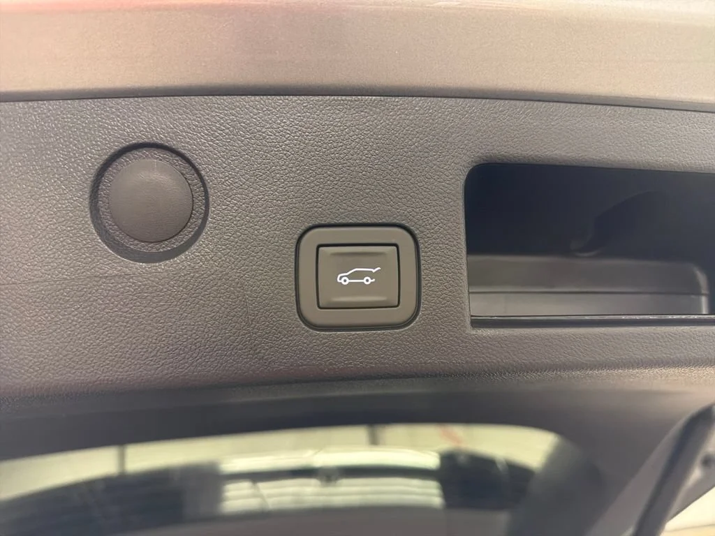 2027 GMC Terrain Elevation - Photo 16