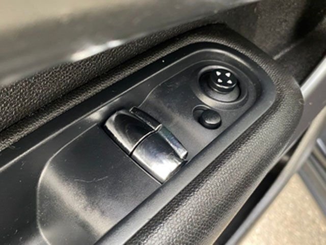 Used 2015 Black MINI Paceman image 16