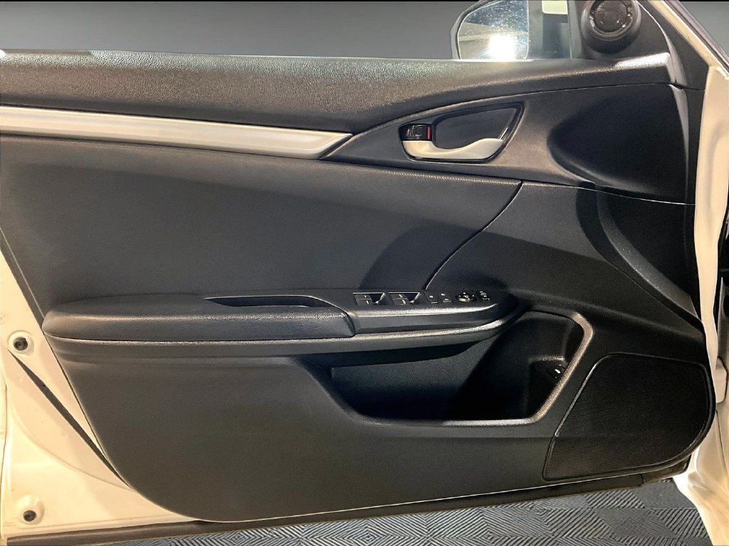 Used 2019 White Honda Sport image 9