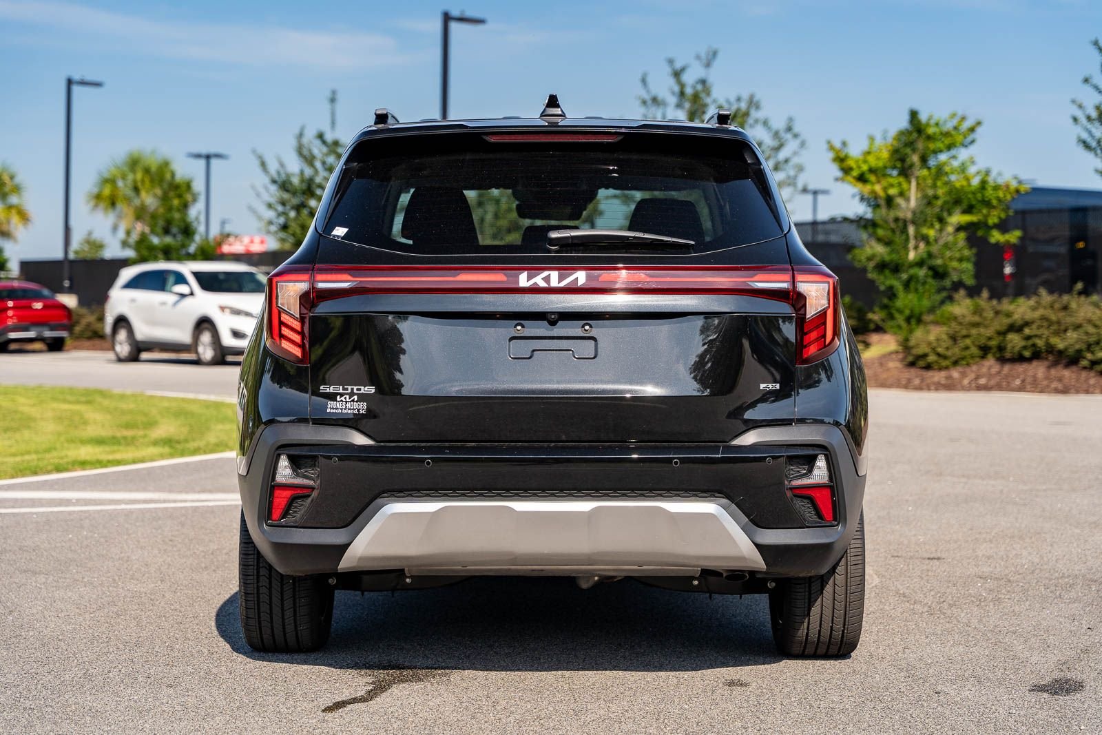 Used 2026 Black Kia SX image 6