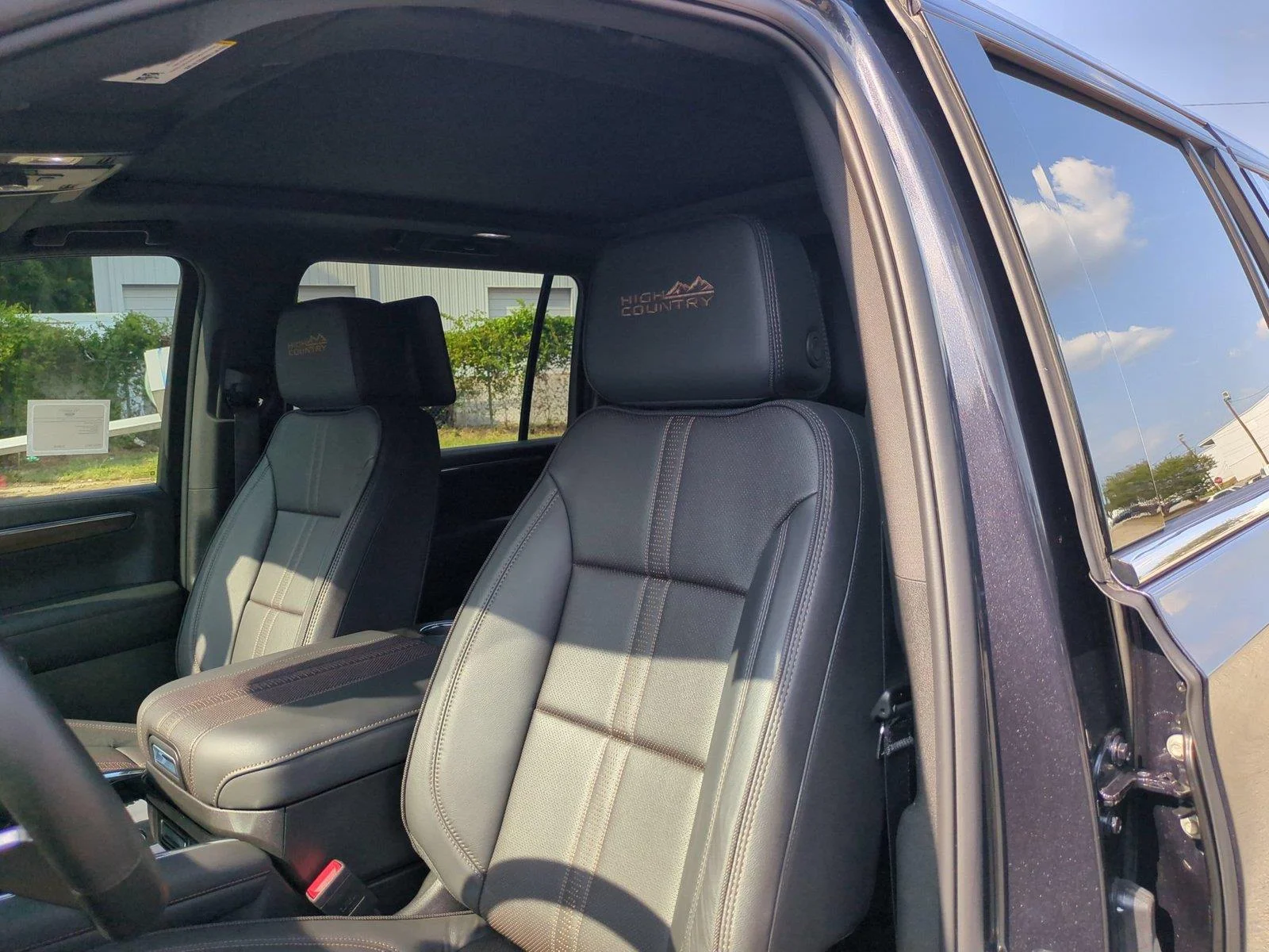 Used 2025 Lakeshore Blue Metallic Chevrolet High Country image 18
