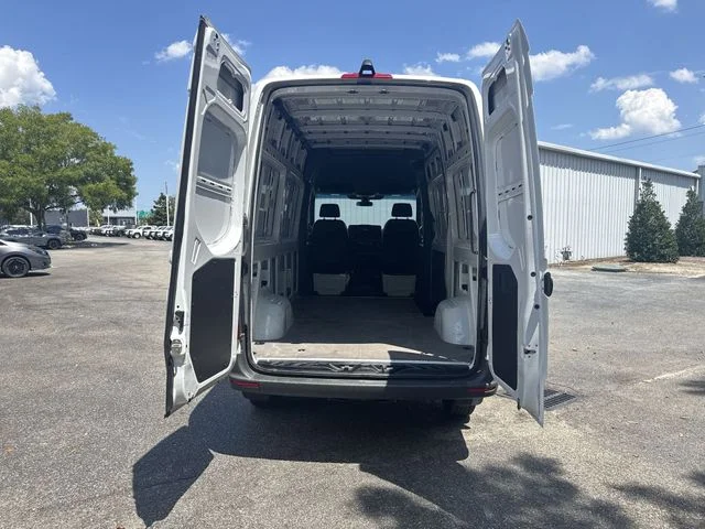Used 2025 White Mercedes-Benz Cargo 144 WB image 12