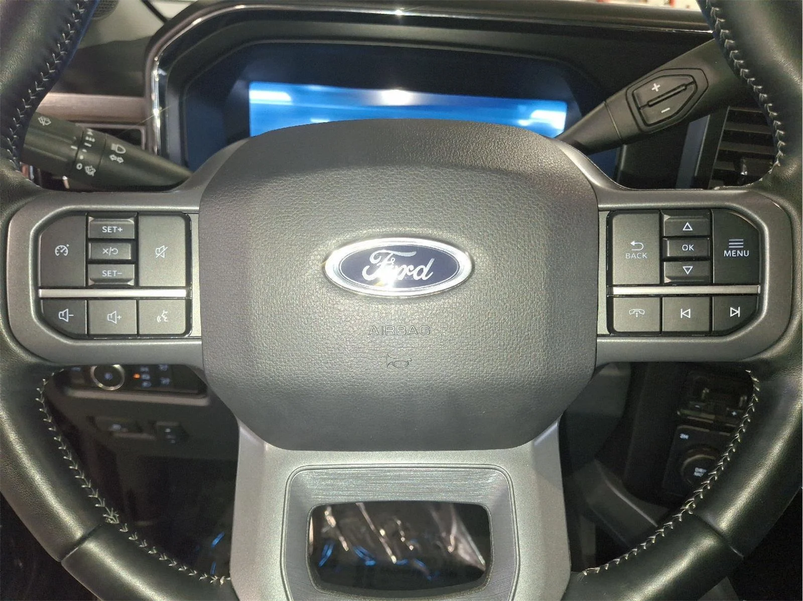 Used 2024 Agate Black Ford LARIAT image 25