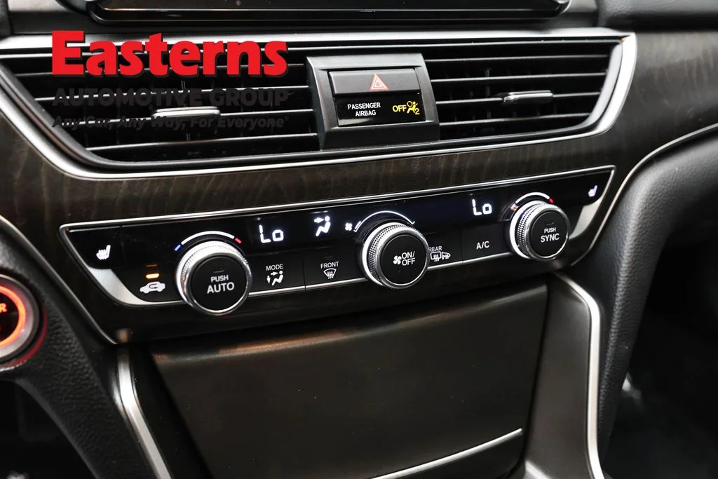 Used 2022 Black Honda EX-L image 19