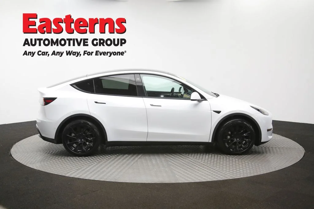 Used 2022 White Tesla Long Range image 38