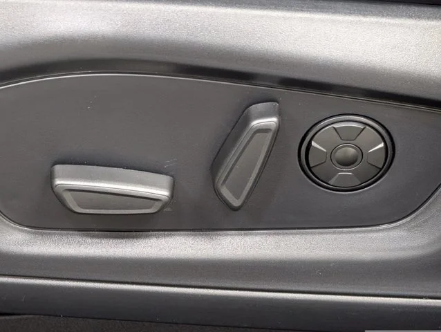 New 2027 Star White Metallic Tri-Coat Ford ST image 45