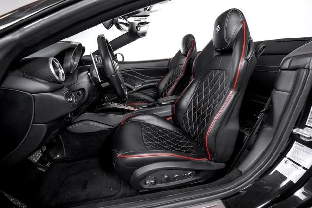 Used 2015 Nero Daytona Ferrari T image 4