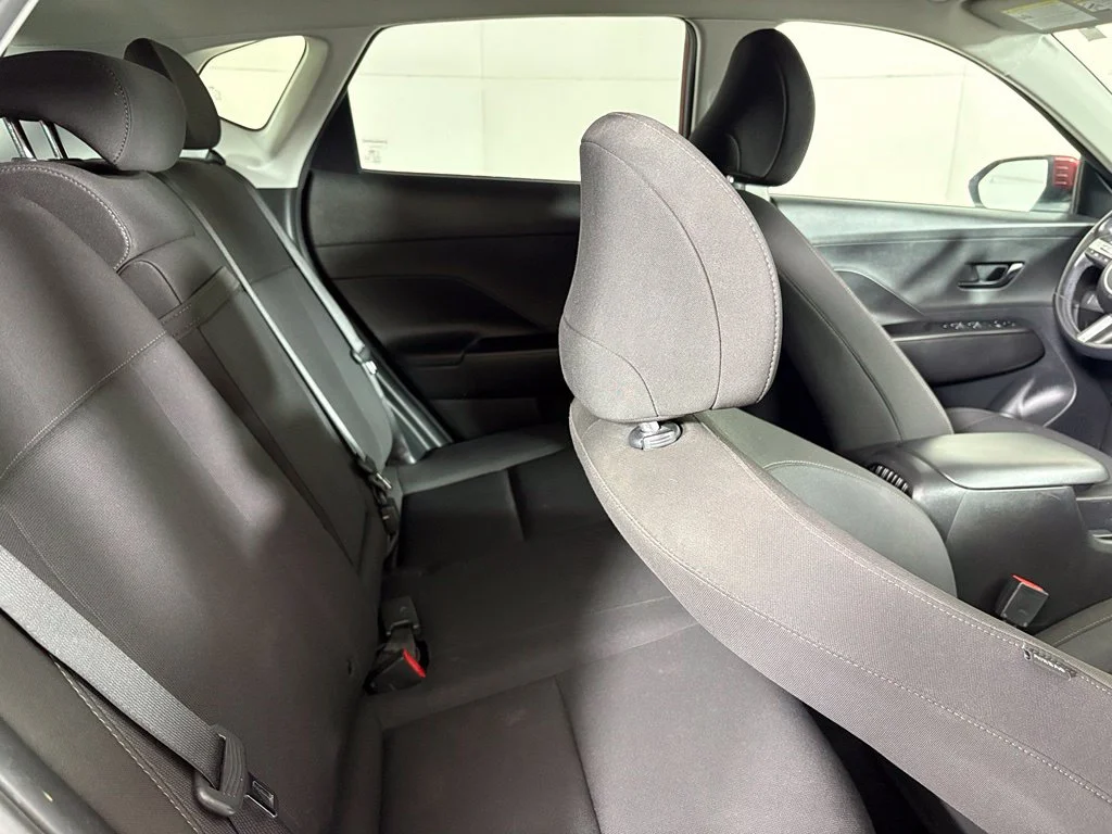 Used 2025 Red Hyundai SEL image 17