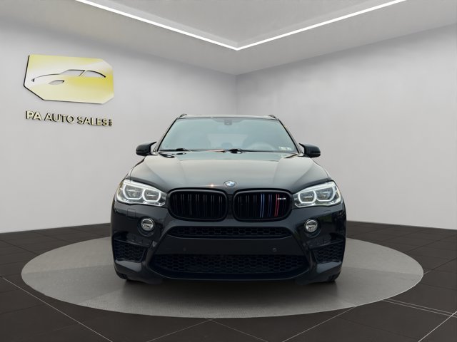 Used 2018 Black BMW  image 2