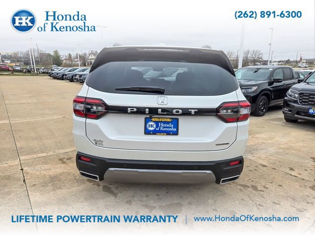 New 2026 Platinum White Pearl Honda AWD Touring image 4