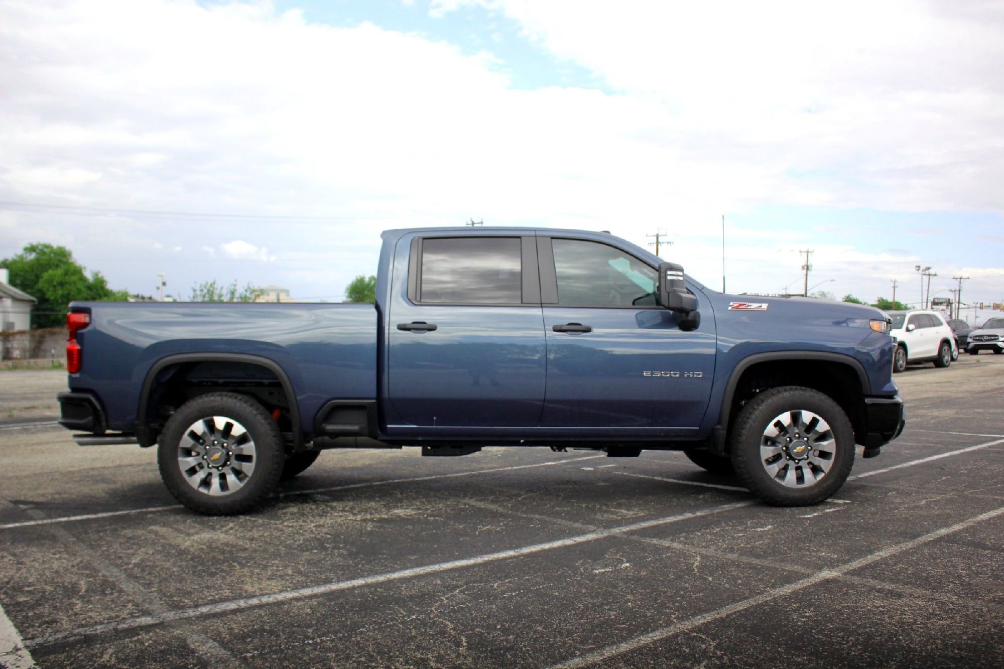2026 Chevrolet Silverado 2500 HD Custom - Photo 4