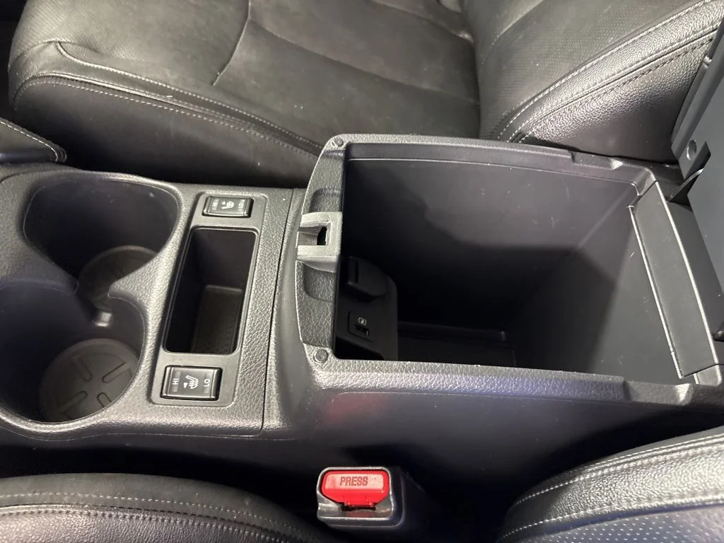 Used 2019 Magnetic Black Pearl Nissan SL image 44