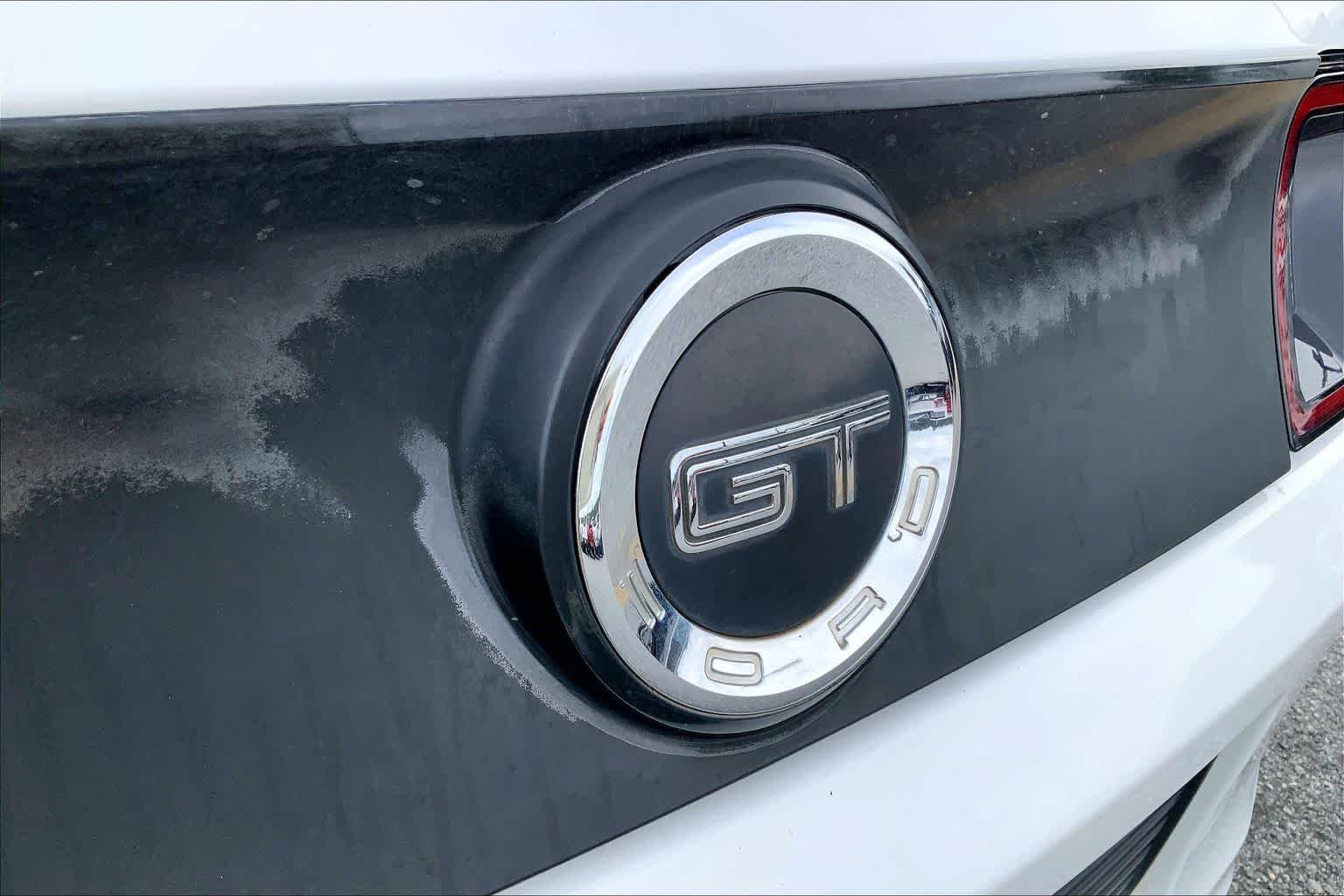 Used 2014 Oxford White Ford GT image 26