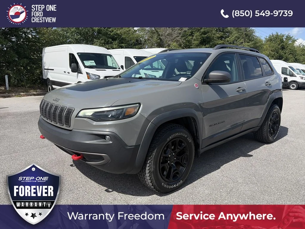 Used 2019 Gray Jeep Trailhawk image 1