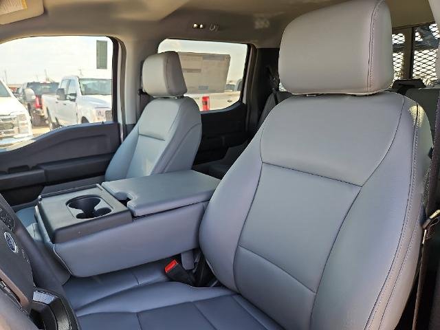 New 2026 Oxford White Ford F-350® XL image 45