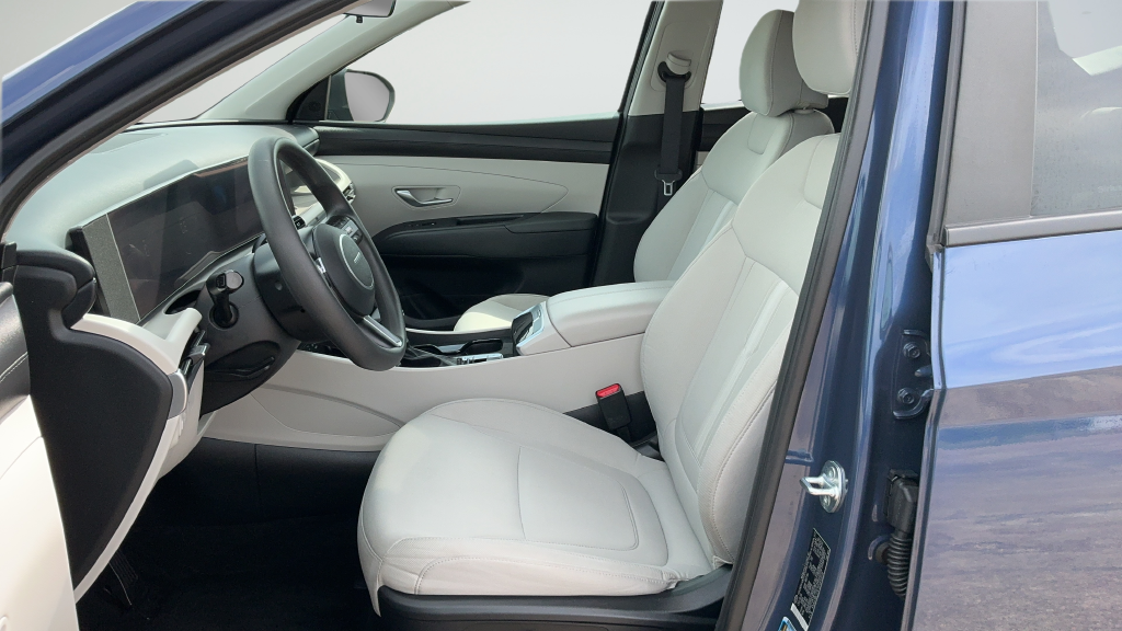 Used 2025 Blue Hyundai SEL image 17