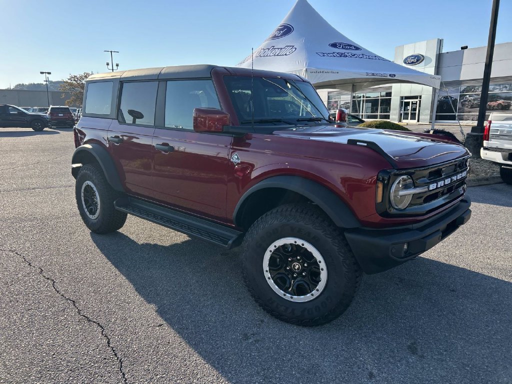 New 2026 Ruby Red Metallic Tinted Clearcoat Ford Outer Banks® image 2