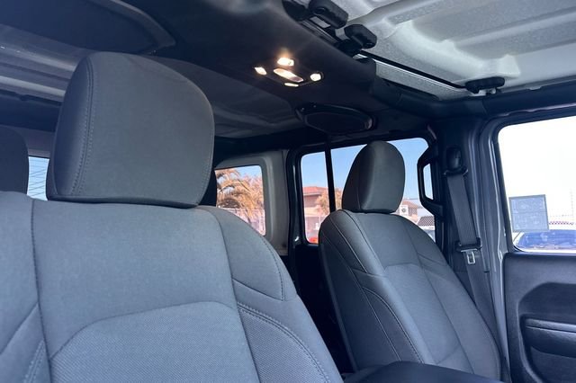 Used 2022 Gray Jeep Unlimited Willys image 19