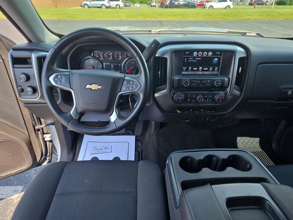 Used 2017 Silver Chevrolet LT image 33