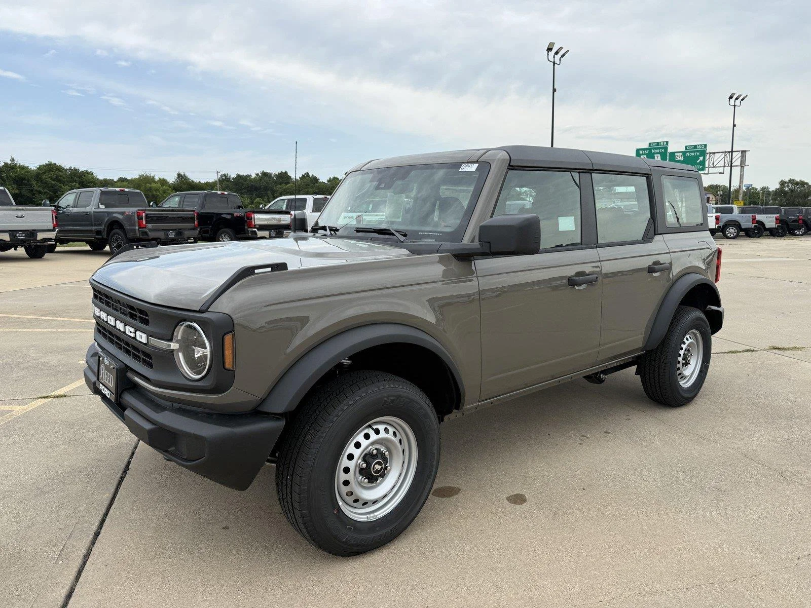 New 2026 Marsh Gray Ford Base image 4