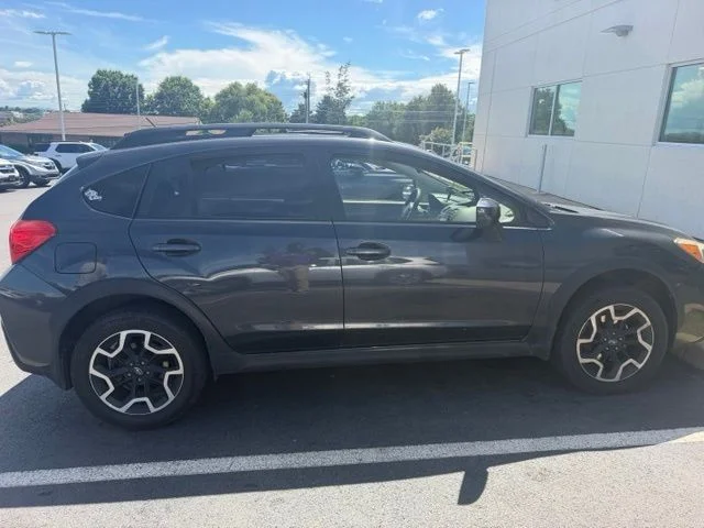 Used 2016 Dark Gray Metallic Subaru 2.0i Premium image 5