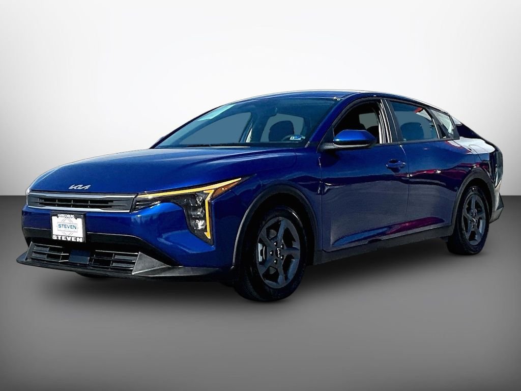Used 2025 Blue Kia LXS image 3