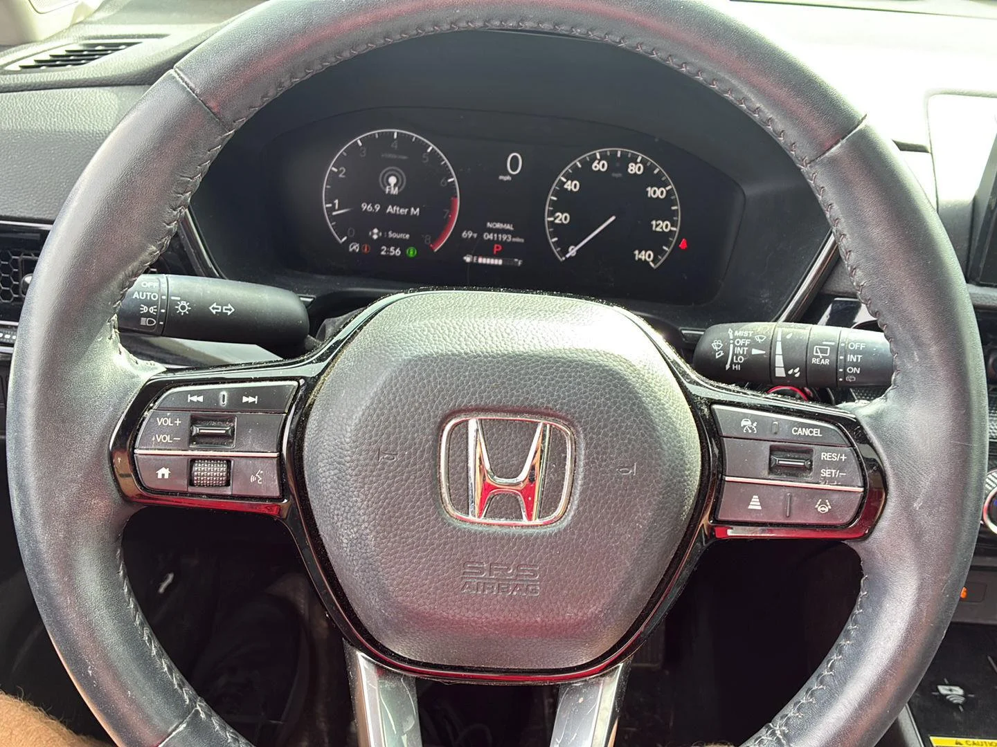 Used 2024 Canyon River Blue Metallic Honda EX-L image 11