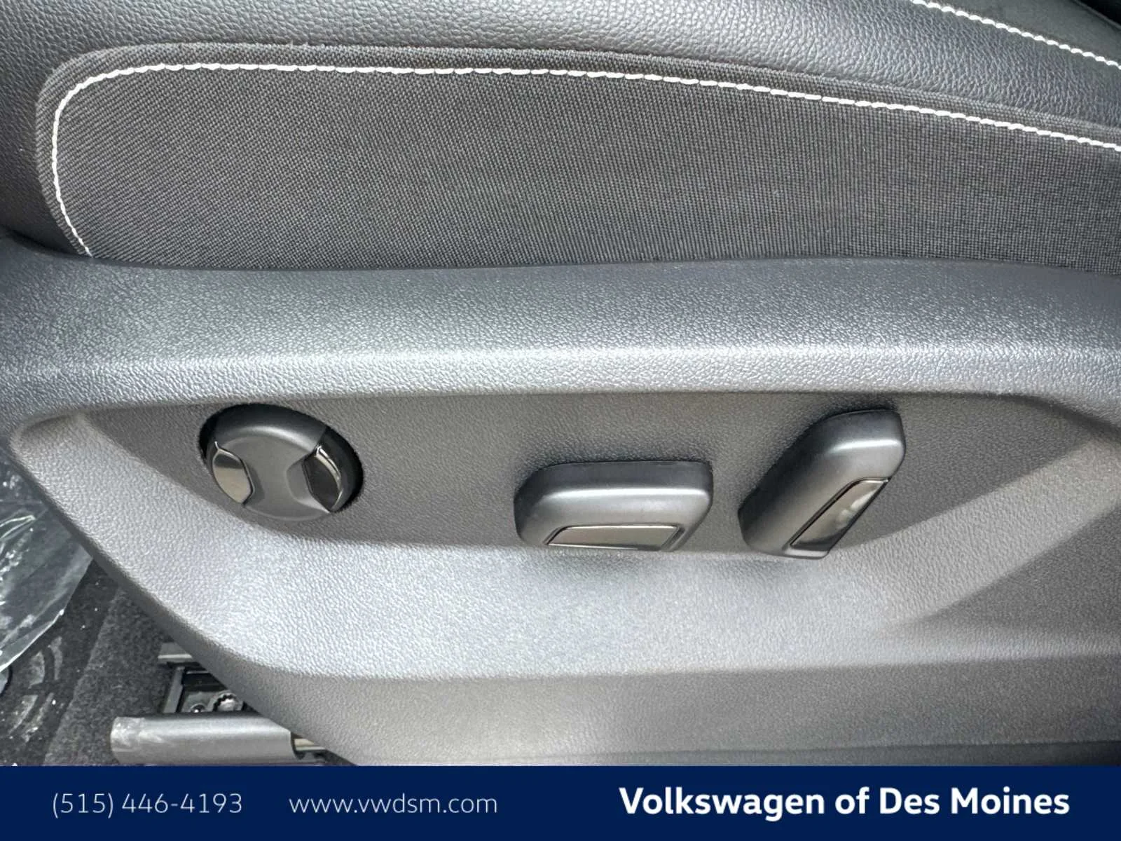 2026 Volkswagen Atlas SE w/Tech - Photo 25
