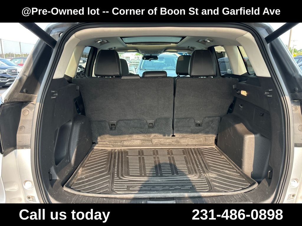 Used 2018 Silver Ford SEL image 22