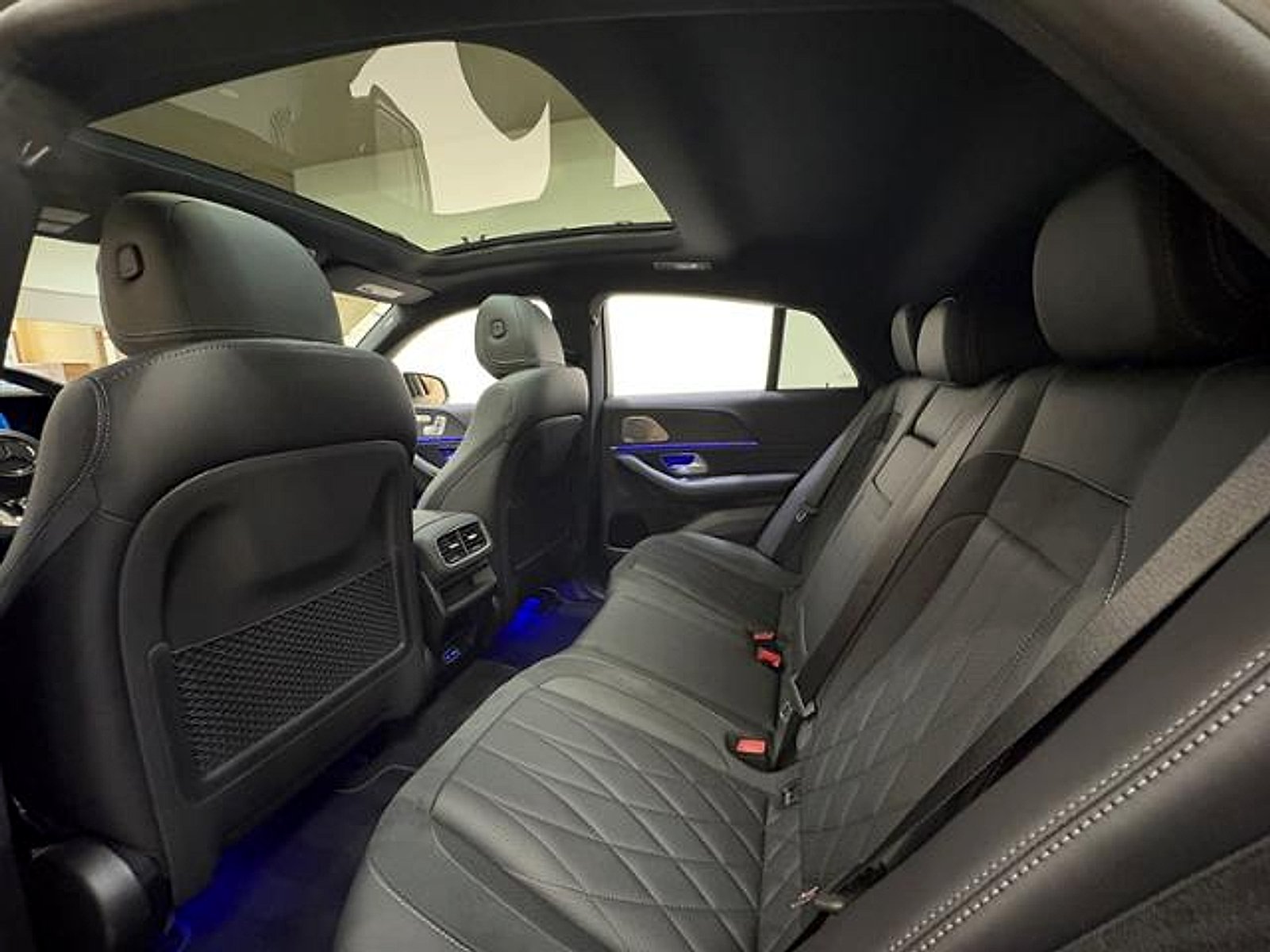 New 2026 Selenite Grey Metallic Mercedes-Benz AMG® GLE 53 image 24