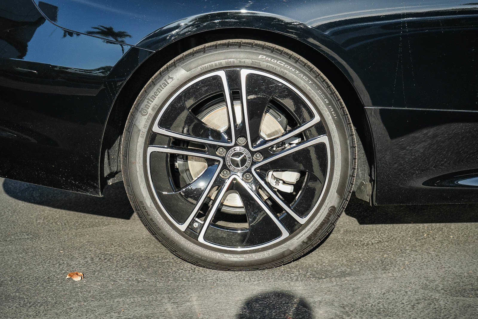 Used 2025 Black Mercedes-Benz 300 image 8