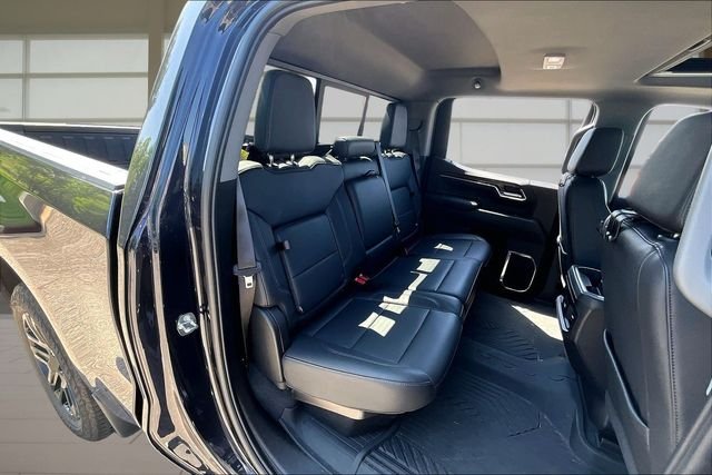 Used 2024 Gray Chevrolet RST image 28