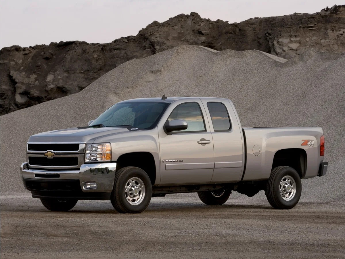 Used 2007 Blue Granite Metallic Chevrolet LTZ image 1
