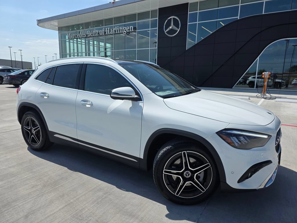 New 2026 Polar White Mercedes-Benz GLA 250 image 30