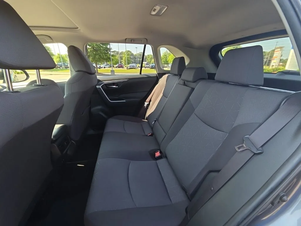Used 2019 Gray Toyota XLE image 7