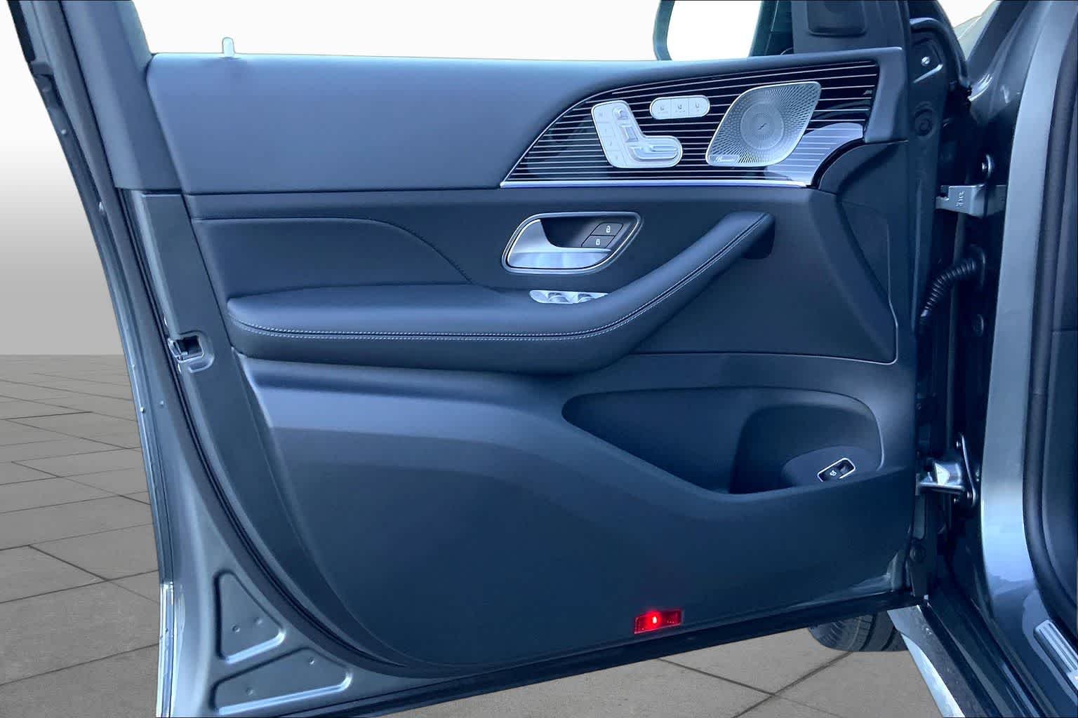 New 2026 Selenite Grey Metallic Mercedes-Benz GLE 350 image 10