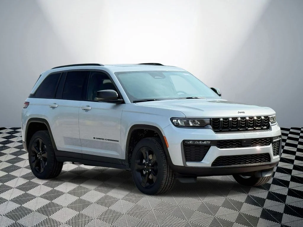 New 2026 Silver Jeep Limited image 4