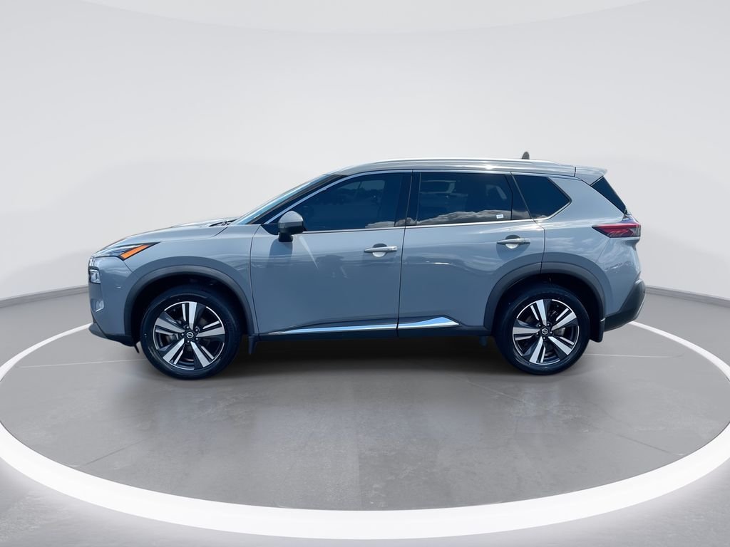 Used 2021 Gray Nissan SL image 5
