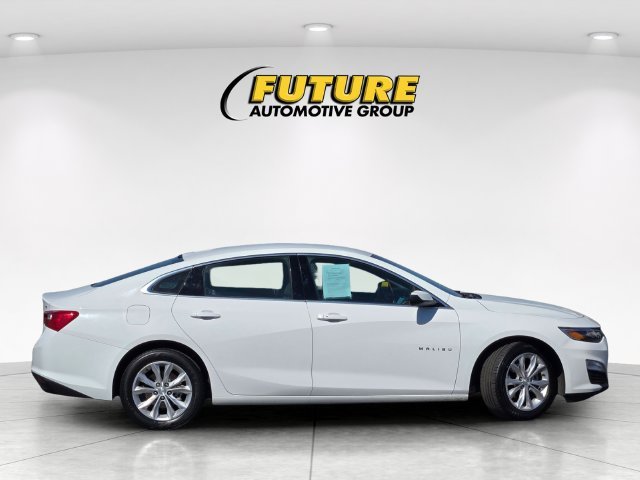 Used 2024 White Chevrolet LT image 3