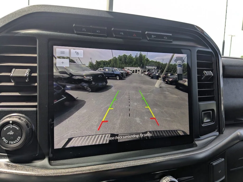 Used 2023  Ford Tremor image 18