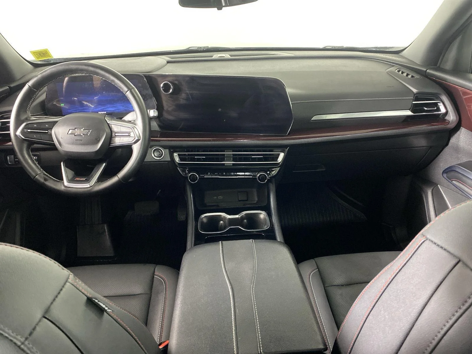 Used 2025 Mosaic Black Metallic Chevrolet AWD Z71 image 2