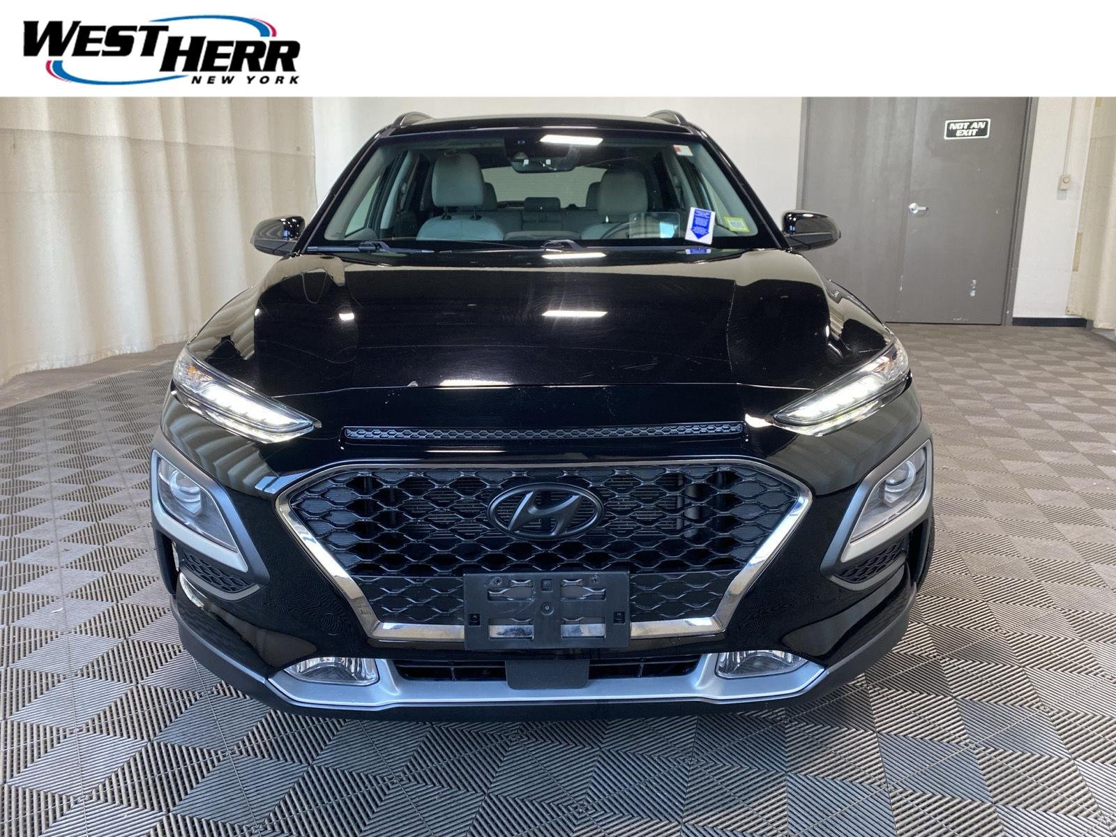 Used 2019 Ultra Black Pearl Hyundai Ultimate image 3