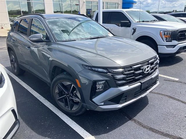 Used 2026 Hampton Gray Metallic Hyundai SEL image 1