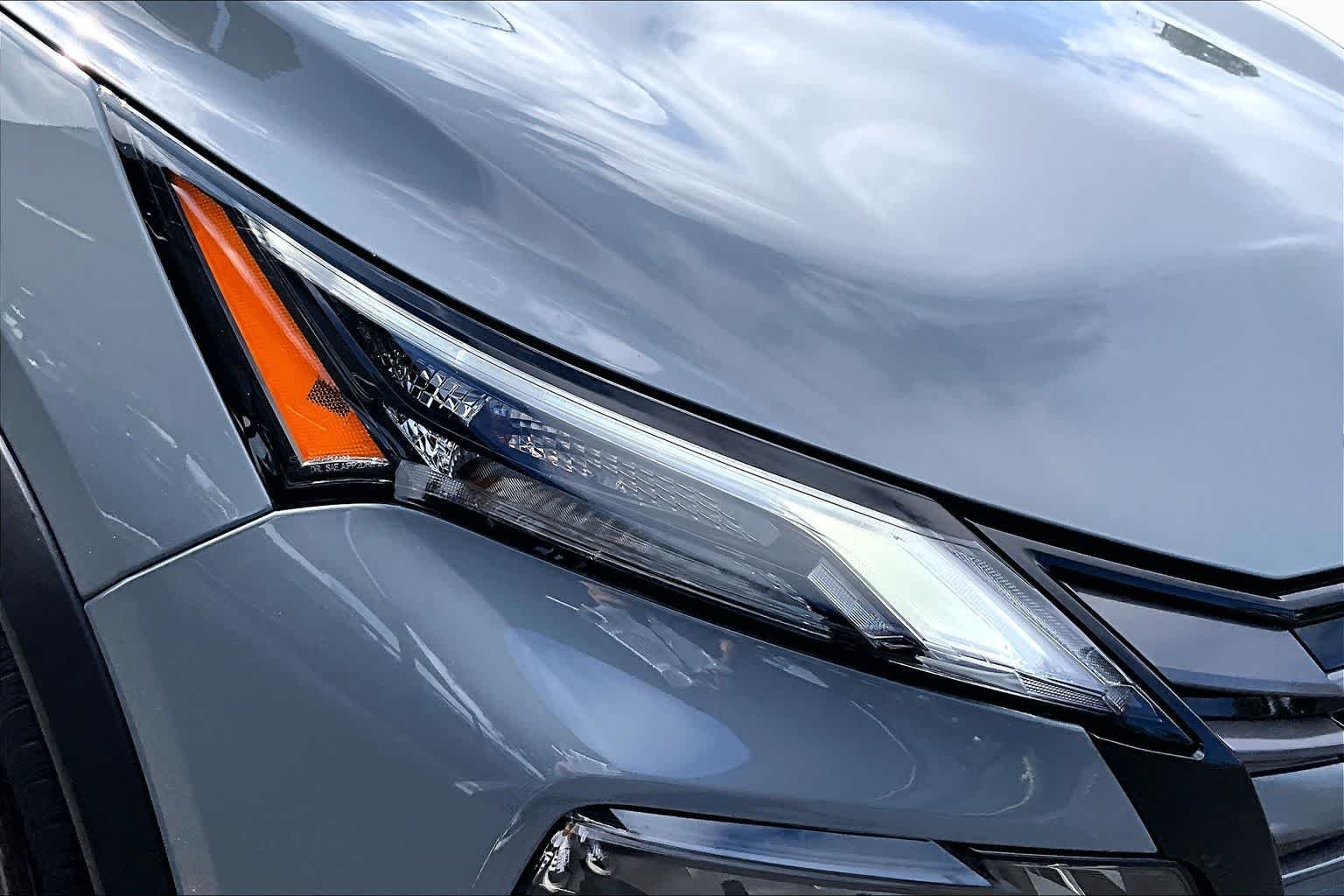 New 2026 Boulder Gray Pearl Nissan SV image 13