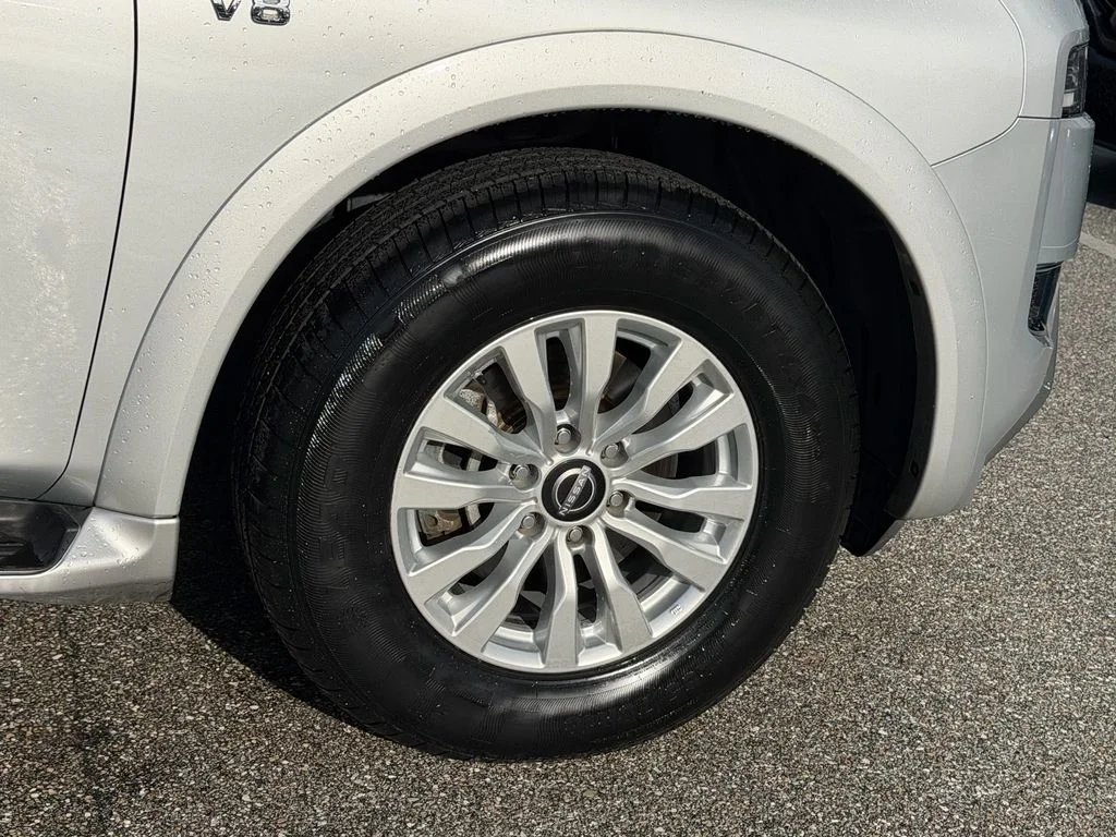 Used 2021 Brilliant Silver Metallic Nissan SV image 7