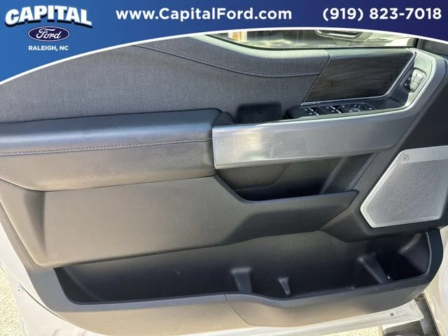Used 2024 White Ford Lariat image 20