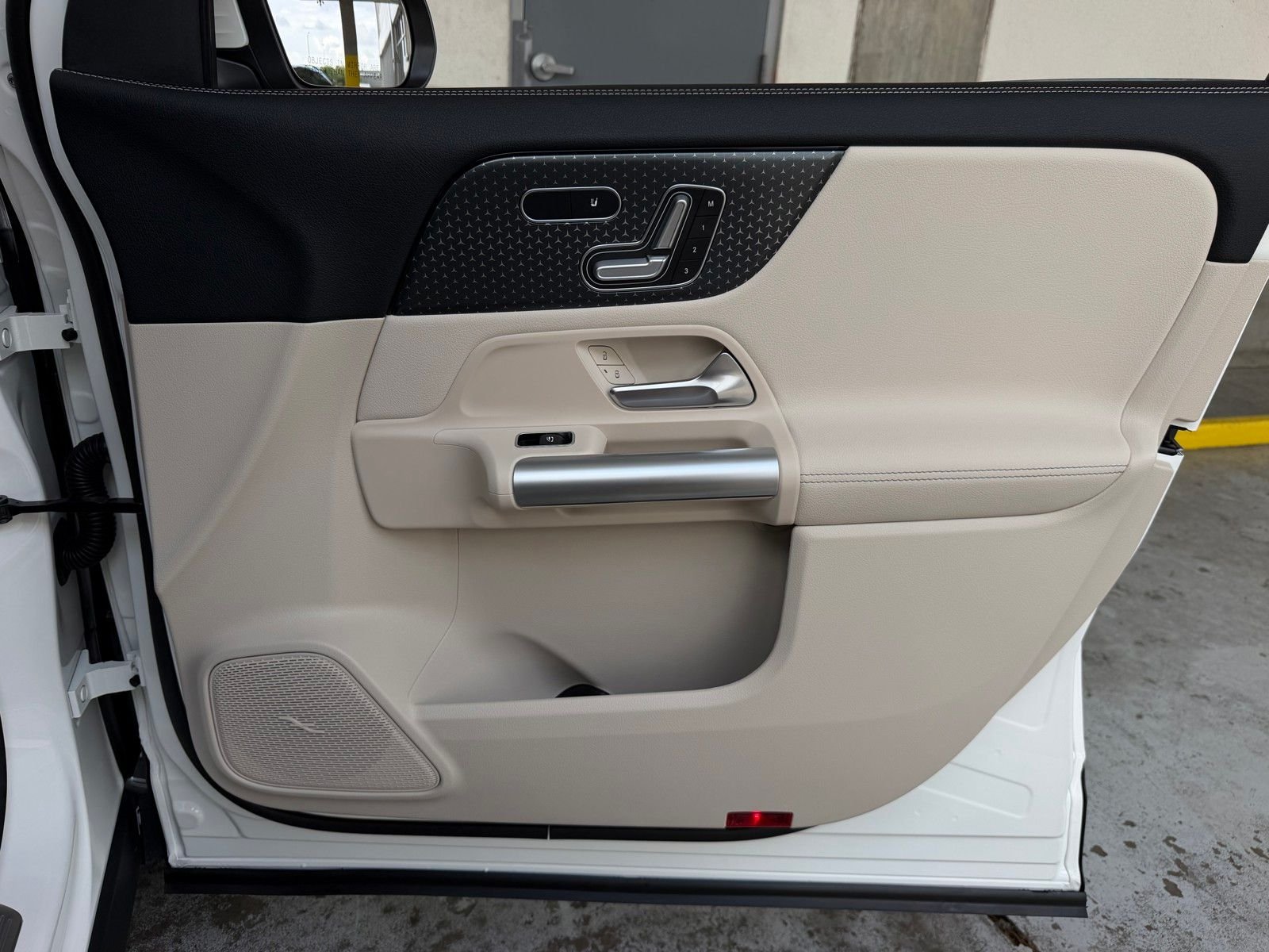 New 2026 Polar White Mercedes-Benz GLA 250 image 18