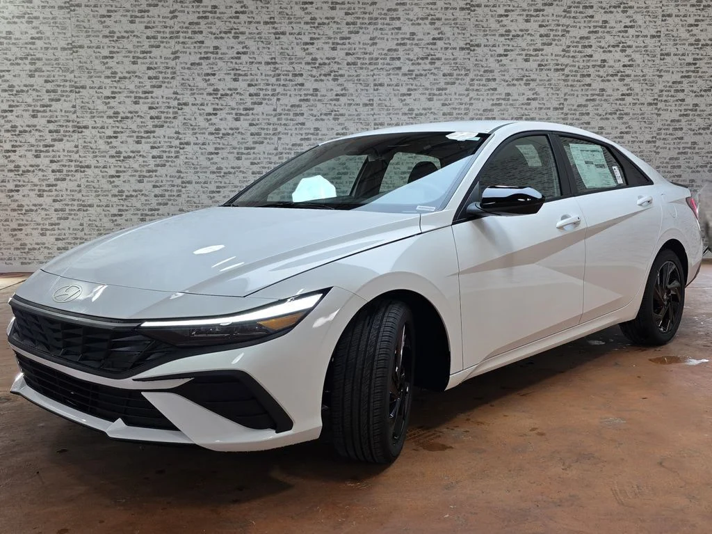 New 2026 Serenity White Hyundai SEL Sport image 2