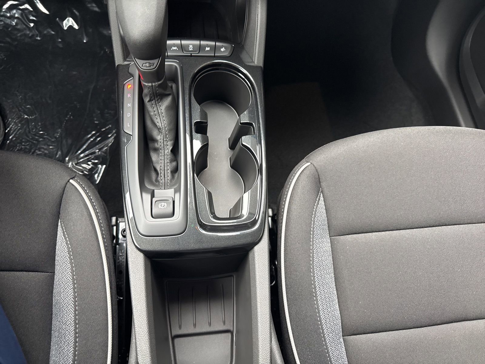 New 2026 Mosaic Black Metallic Chevrolet LT image 23